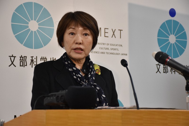 【文科相】教員グループの児童盗撮事件　「怒り覚える」　全教委に指導へ